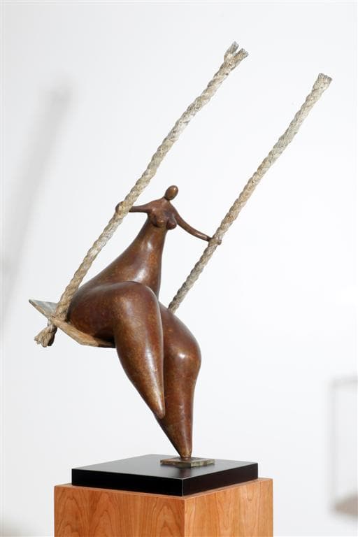 Balancoire: 36x14x15" / 91.5x35.5x38cm